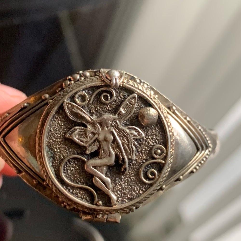 *SOLD*